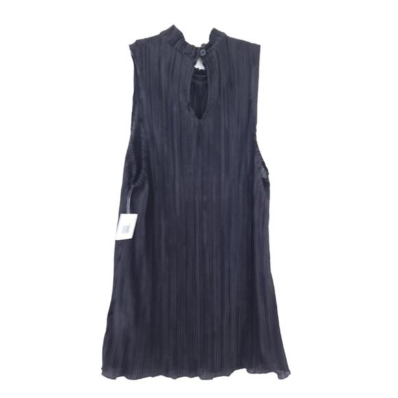 NEW Ultra Flirt Sleeveless Blouse Crinkle Medium Black High Neck Top Blouse - Picture 2 of 5